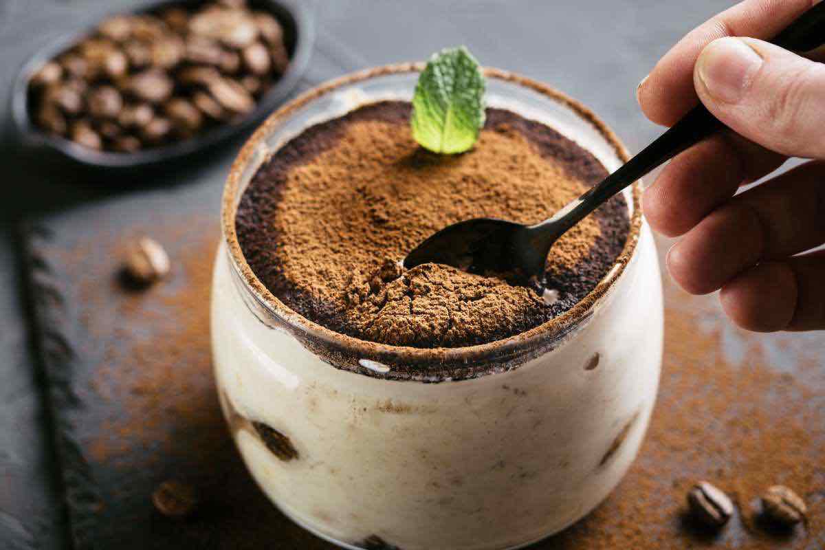 tiramisù senza pavesini e savoiardi